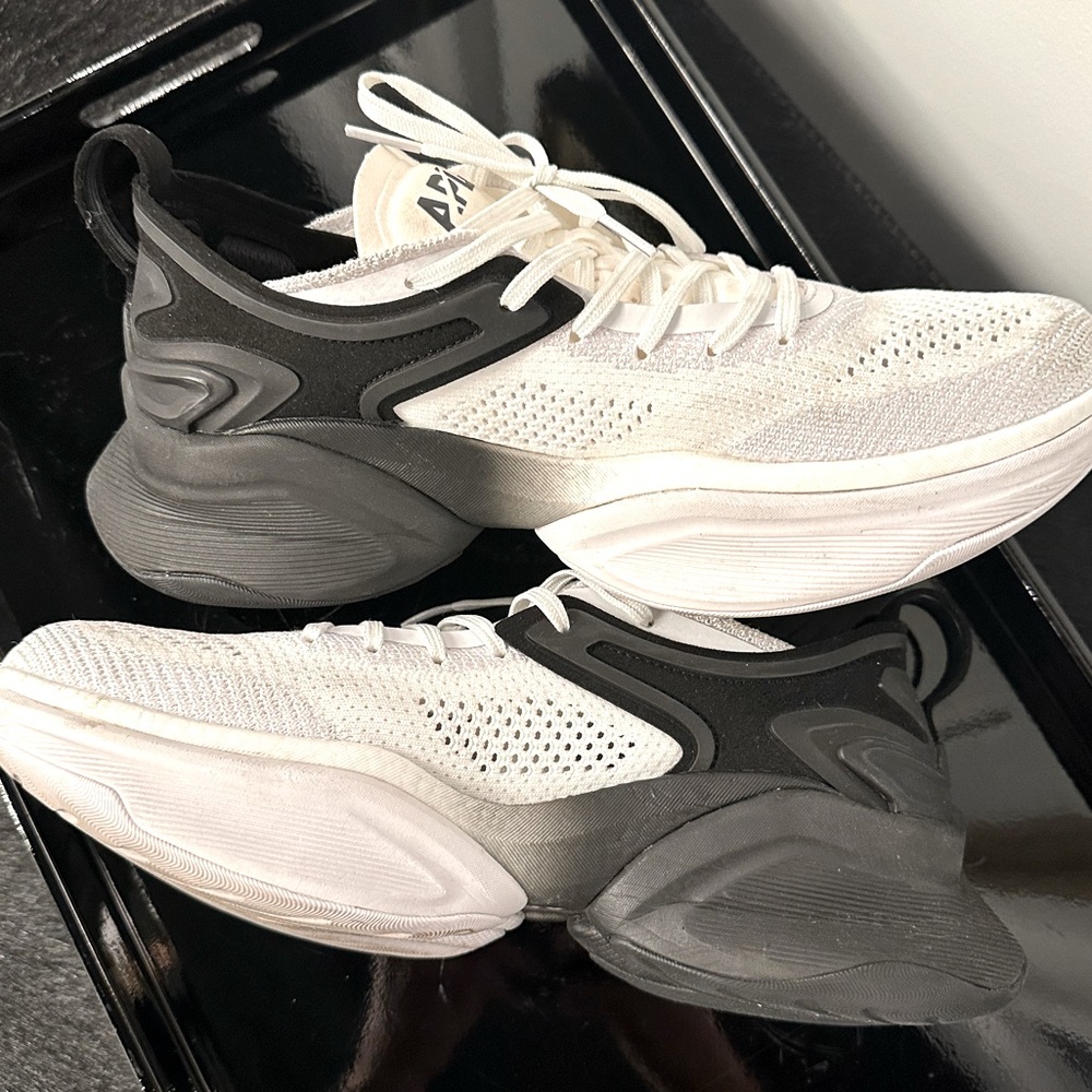 APL McLaren Hyspeed White/Black Ombré - W US 9/M US 7.5